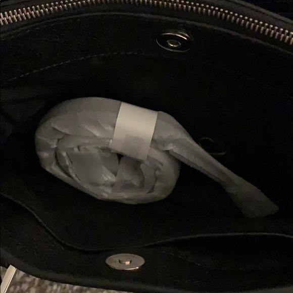 Black Michael Kors Handbag - Picture 3 of 5